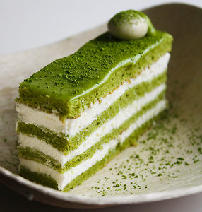 Genoise Matcha Tea Cake